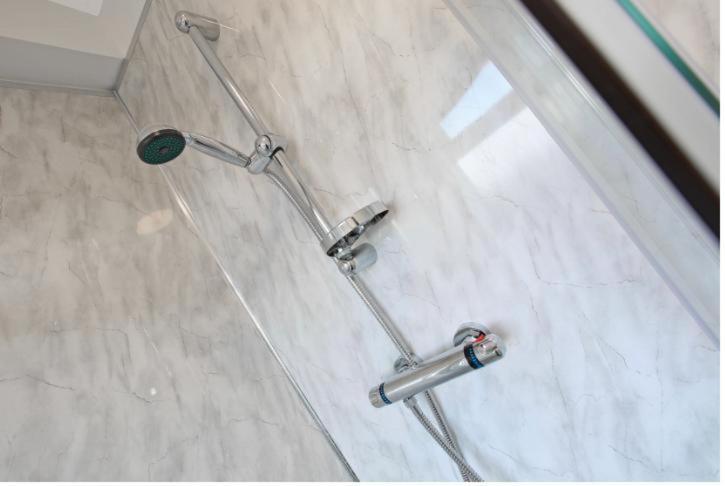 2B Spv Double En-Suite Room Wakefield Kültér fotó