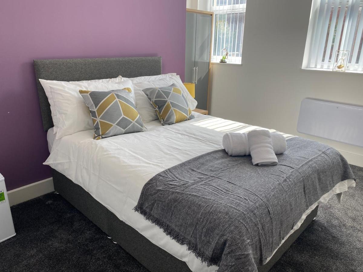 2B Spv Double En-Suite Room Wakefield Kültér fotó